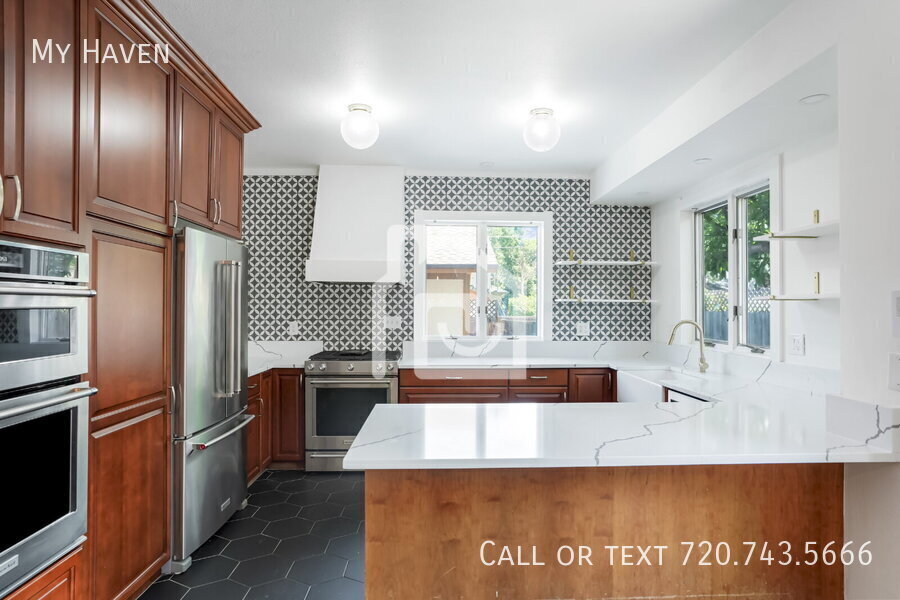 Photo - 1842 South Marion Street-