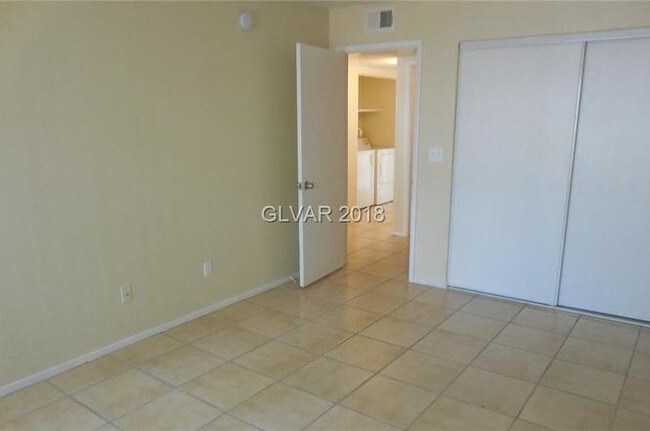 Building Photo - 5241 Caspian Springs Dr
