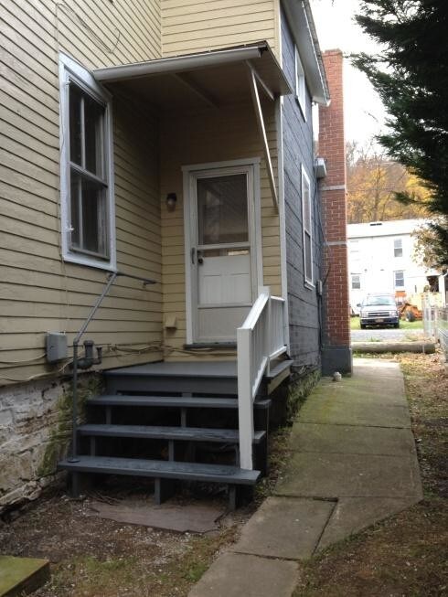 Foto del edificio - 19 N. 5th St., Newport, PA 17074