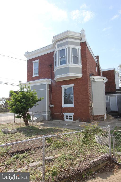 Foto del edificio - 101 S Brown St