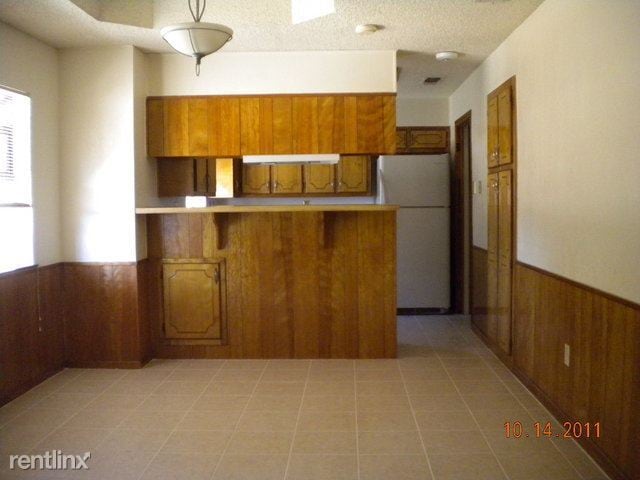 Building Photo - 3 br, 2 bath House - 2405 Ridglea Ct