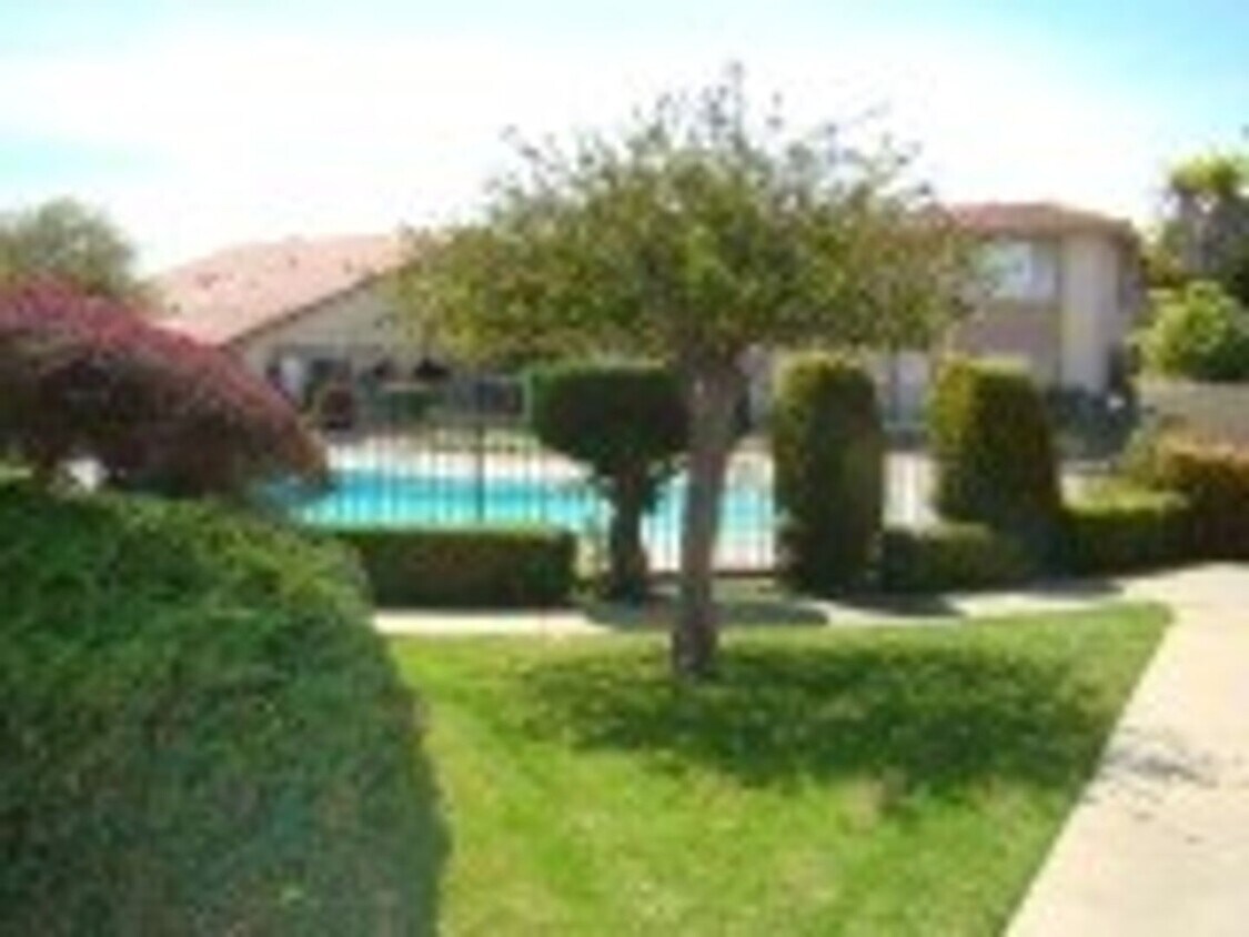 Primary Photo - 2b/2ba all upstairs Burton Mesa Condo
