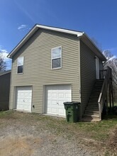 Building Photo - 165 Marietta St