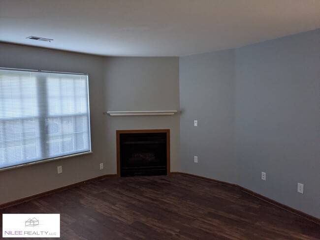 Foto del edificio - 5851 Ryewyck Dr