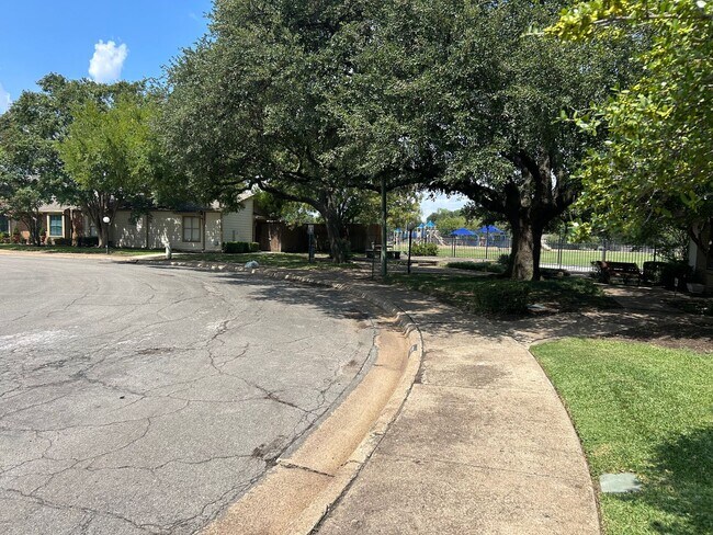 Foto del edificio - 13777 Brookgreen Cir