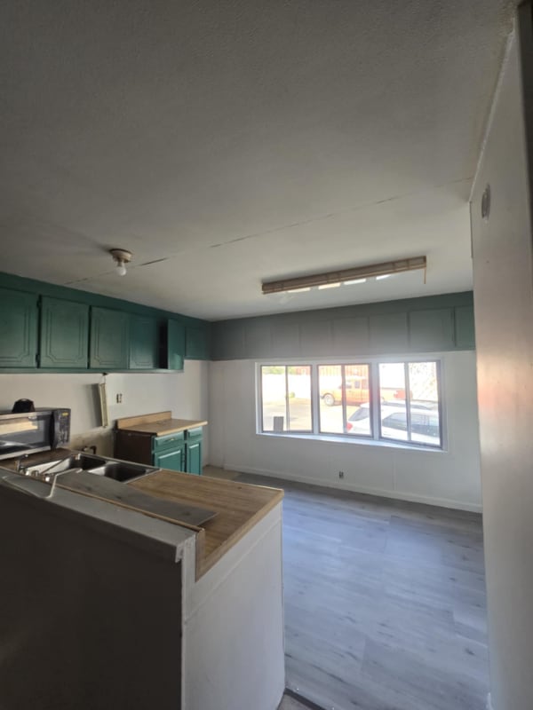 Photo - 10 9th Ave House
