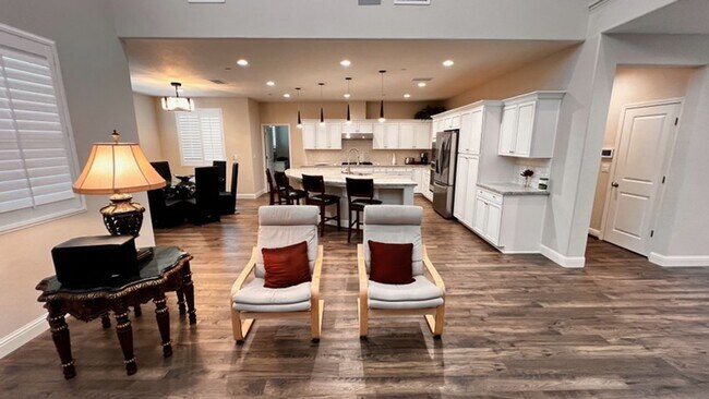 Foto del edificio - Beautiful Home for rent in Shannon Ranch i...