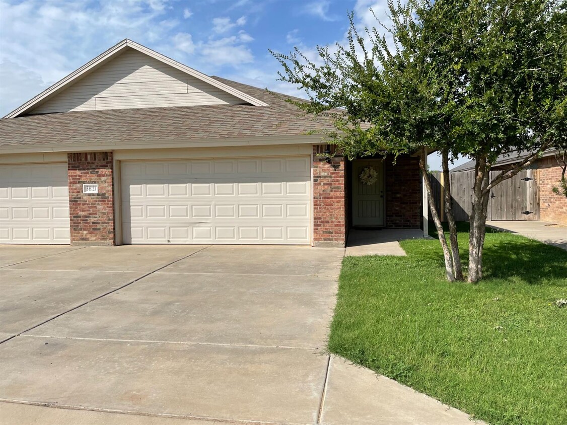 Foto principal - 6812 Oak Ridge Avenue