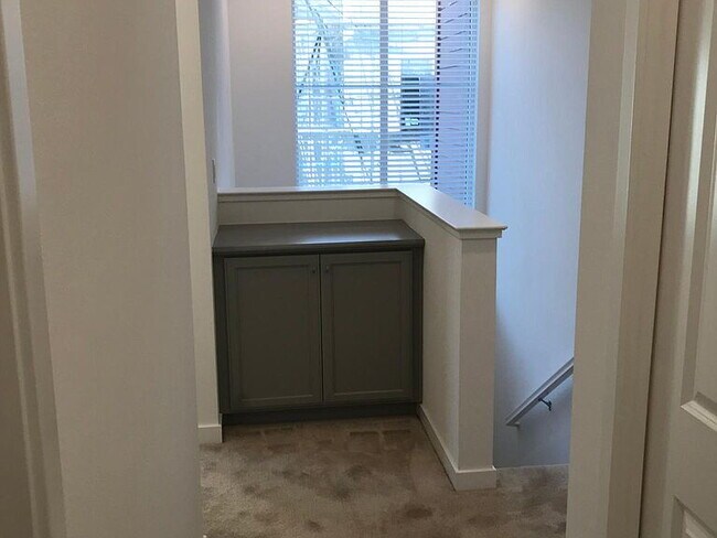 Foto del edificio - 3-Bedroom Gem with 2 Baths and 1,748 Sq Ft of Comfort in Dublin, CA!"