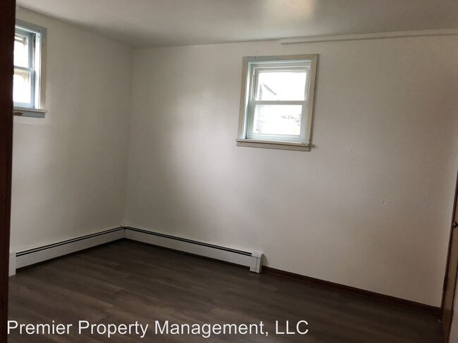 Building Photo - 618 1/2 N 22nd St