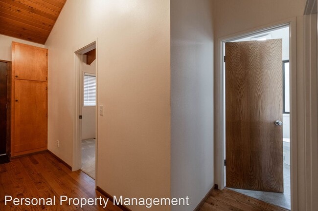 Building Photo - 3 br, 2 bath House - 11623 SE Evergreen Blvd