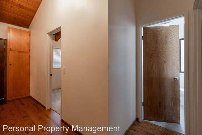 Foto del edificio - 3 br, 2 bath House - 11623 SE Evergreen Blvd