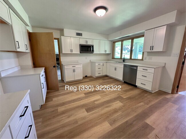 Foto del edificio - 2845 Blake Ave NW
