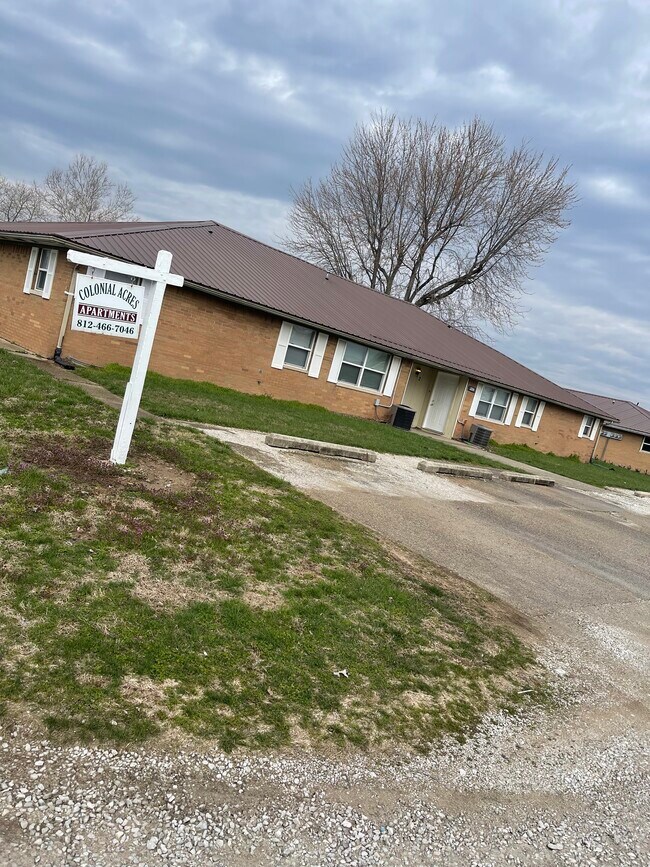 Foto del edificio - 2740 E Phylbeck Ave