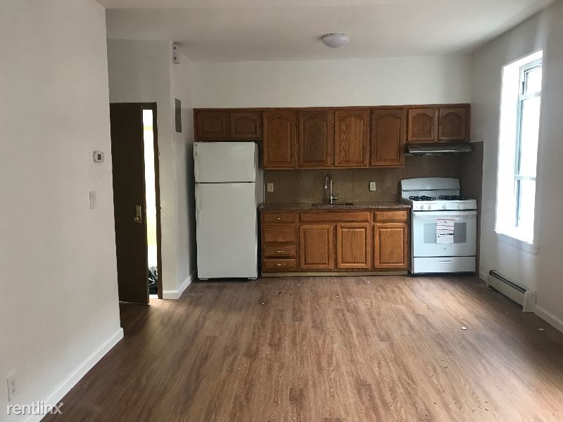 Primary Photo - 2 br, 1 bath Apartment - 18 ave & 73 street