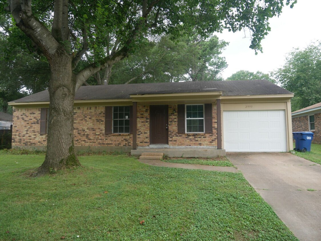 Photo - 2995 Meadowbrook Dr Horn Lake, MS