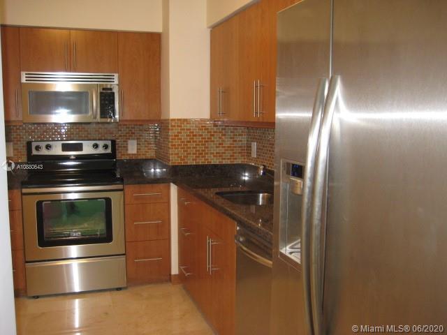 Building Photo - 9225 Collins Ave