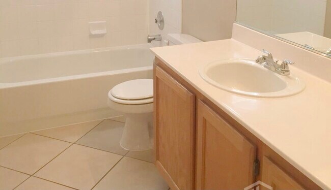 Building Photo - 3504 Redwood Ridge Way