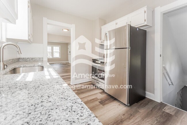 Foto del edificio - 1930 Loxley Rd