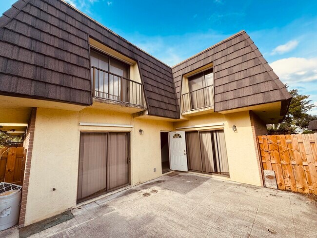 Foto del edificio - 4626 Cherry Rd