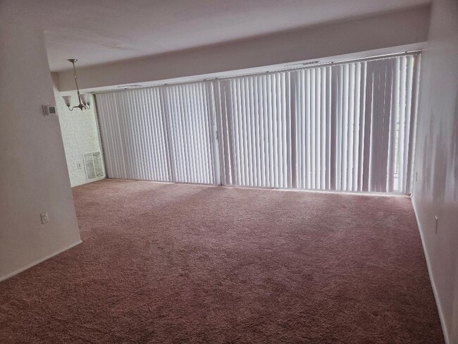 Dining Rm other view - 1800 Metzerott Rd