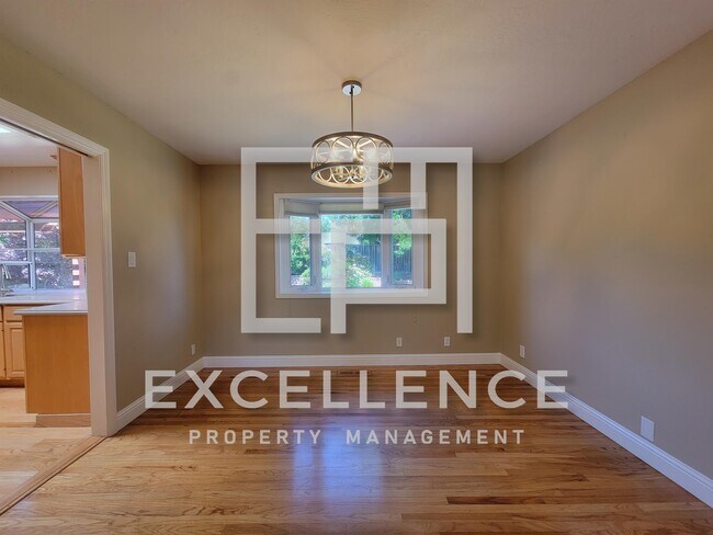 Foto del edificio - 11101 Chadwick Pl