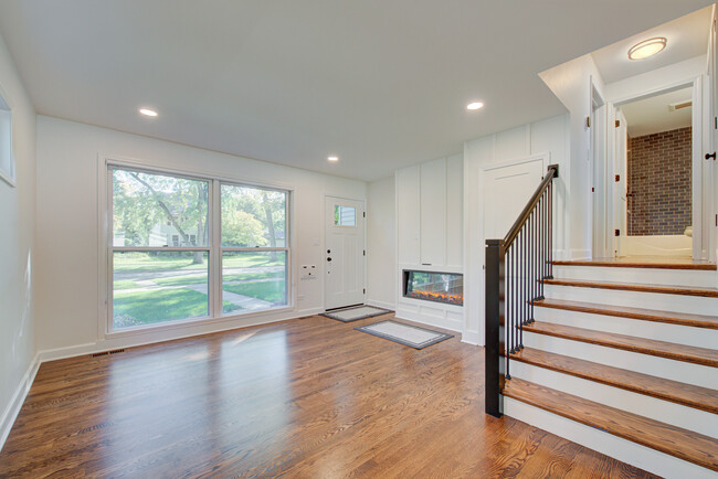 Foto del edificio - 823 N Ellsworth St