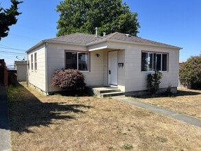 Building Photo - 3540 Nevada St