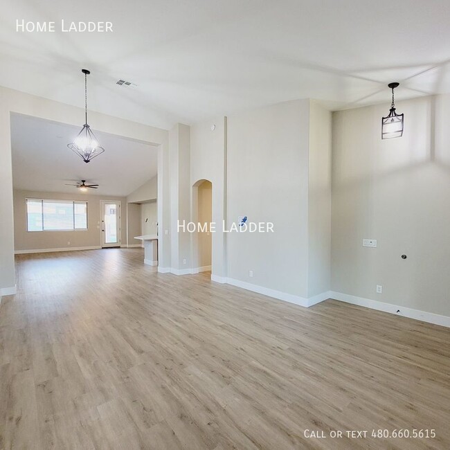 Foto del edificio - 14456 W Boca Raton Rd