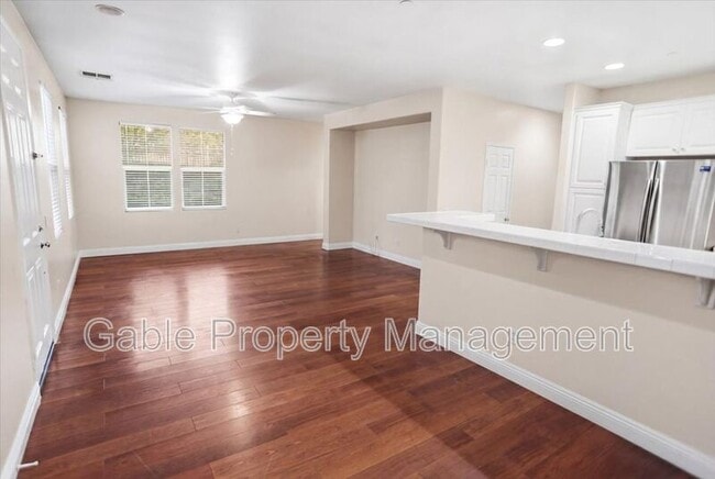 Foto del edificio - 24025 Park Ln
