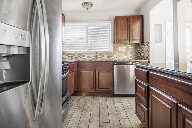 Foto del edificio - 21704 Jefferson St