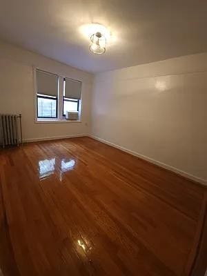 Building Photo - 504 Grand St