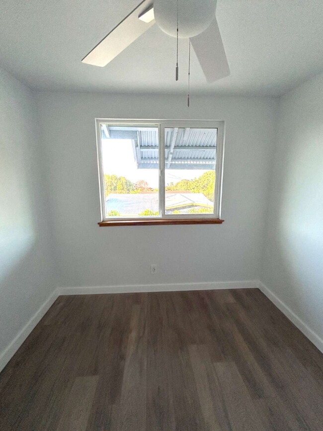 Building Photo - Available Now! 2bd/1ba for rent in Kapaau