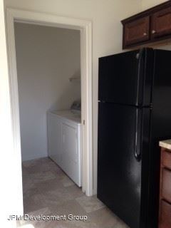 Building Photo - 840 Kentwell Dr