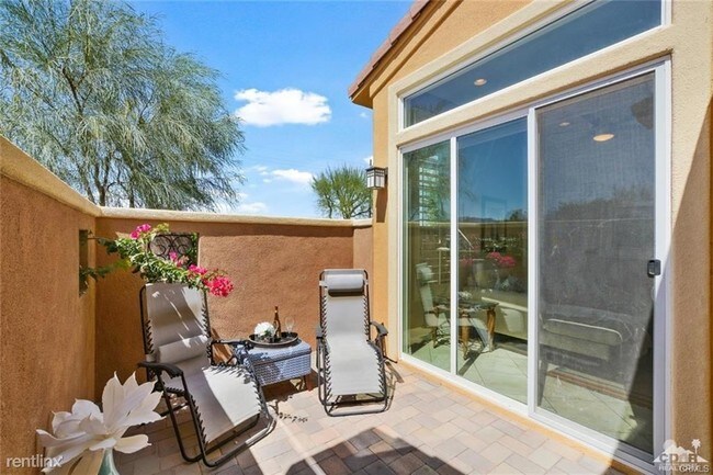 Building Photo - 3 br, 3 bath House - 52040 Graythorn Way