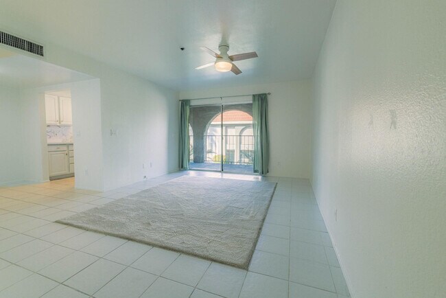 Foto del edificio - 1650 N 87th Terrace