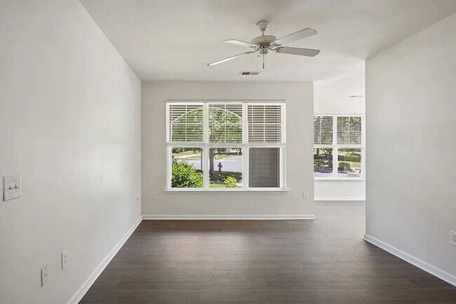 Foto del edificio - Magnolia Pointe