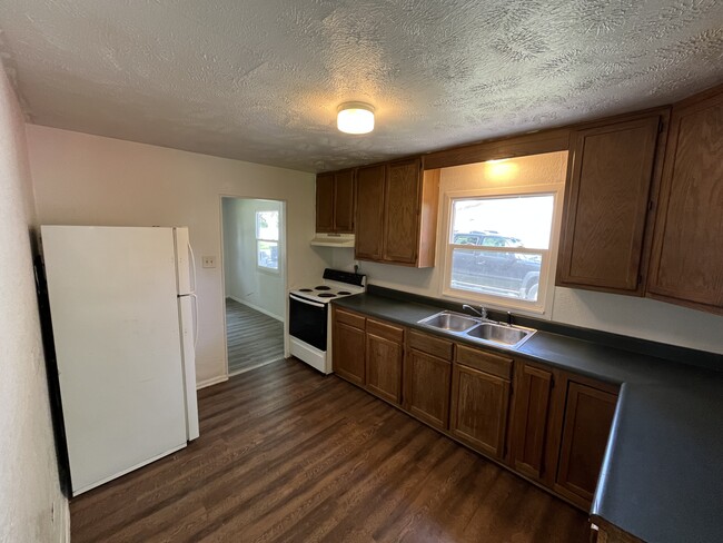Building Photo - 2705 Horton Dr