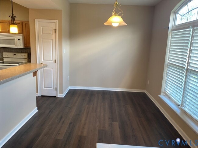 Foto del edificio - 4604 Willow Leaf Pl