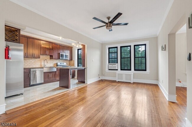 Foto del edificio - 55 Randolph Pl