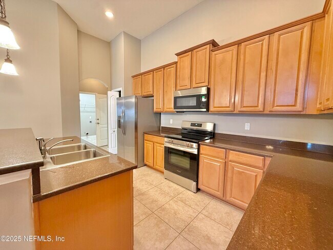 Building Photo - 932 Gallier Pl