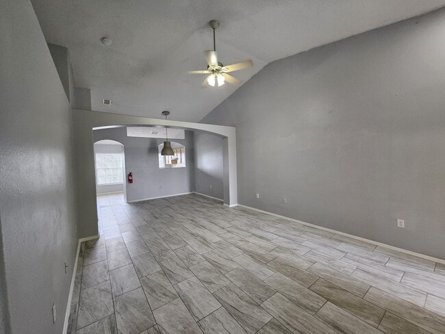 Foto del edificio - 13438 Fairway Glen Dr