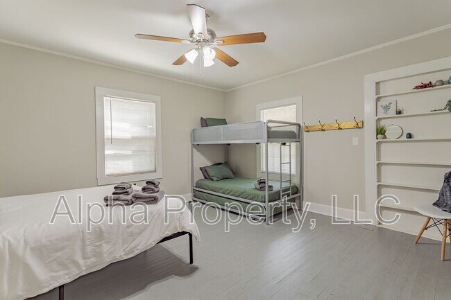 Foto del edificio - 3 Frost St