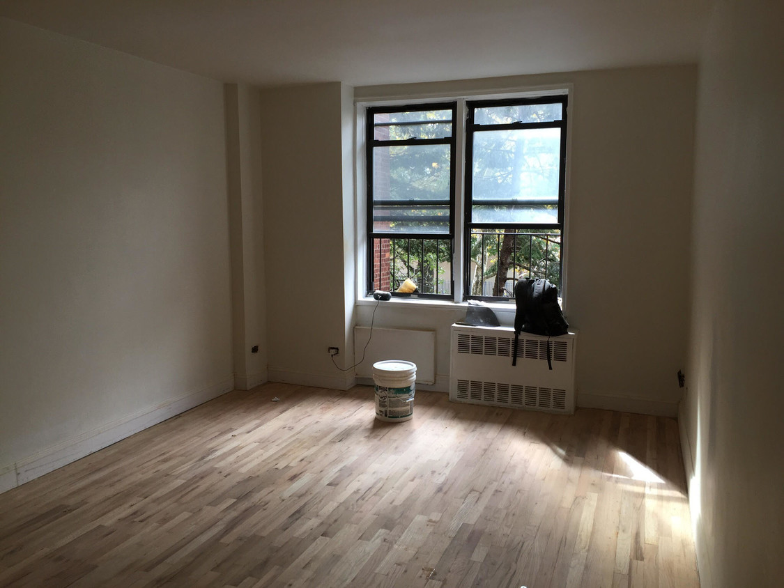 habitación - 1425 Rockaway Pkwy