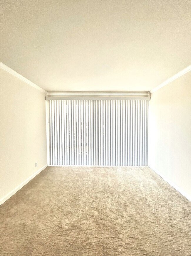 Foto del edificio - Spacious 2 Bedroom/1 Bath Apartment in Belmont Hills Available NOW!