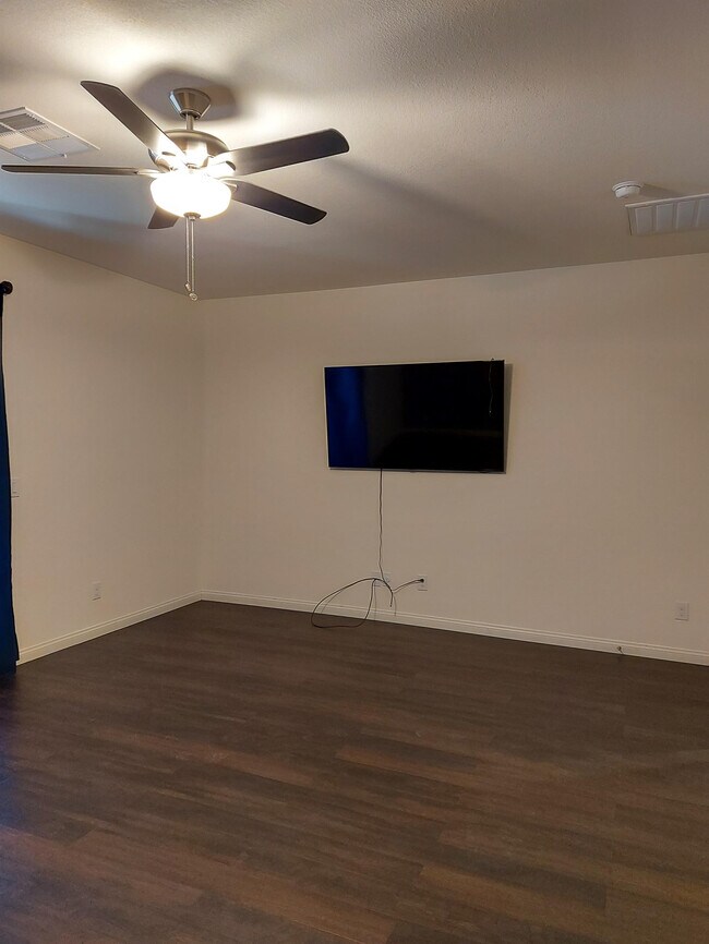 Building Photo - 2512 Splendid Manor Ct