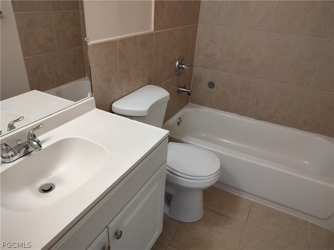 Foto del edificio - 3909 Skyline Blvd