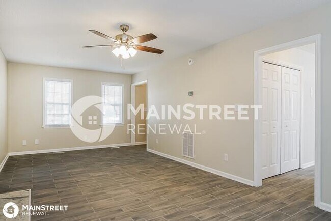 Foto del edificio - 321 Hocutt Dr, Clayton, NC 27520