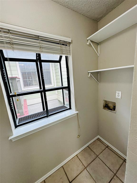 Foto del edificio - 2215 Post Rd