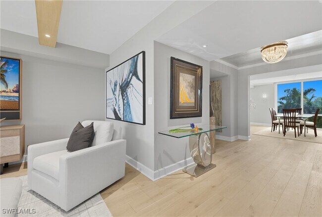 Foto del edificio - 7515 Pelican Bay Blvd